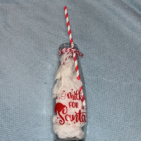 Milk and Cookies for Santa Plate and Milk Bottle Set - Picture 4 of 5